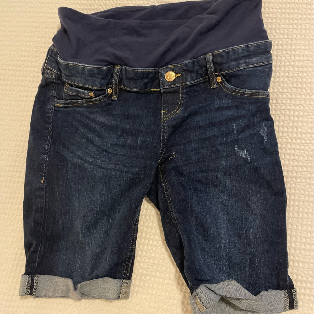 H&M Maternity Bermuda Shorts